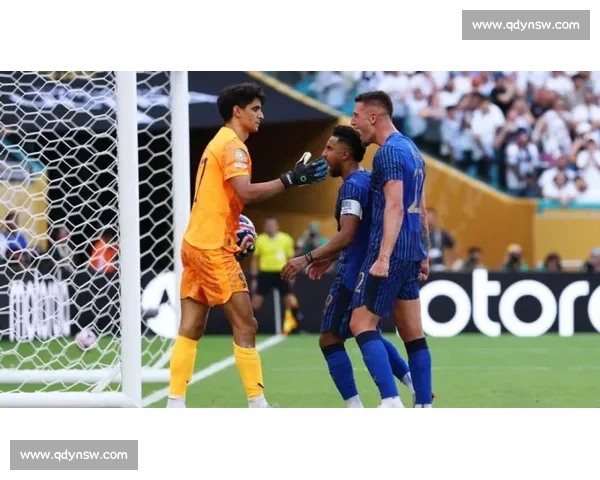 布努创世俱杯扑救纪录，一夫当关媲美群星